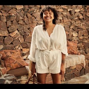 DÔEN Jane Blouse NWT. Size Medium.